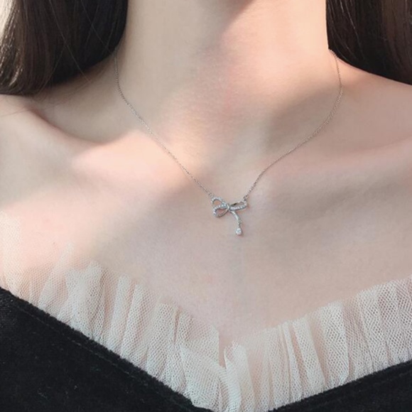 Crystal Bowknot Necklace 925 - Picture 1 of 11
